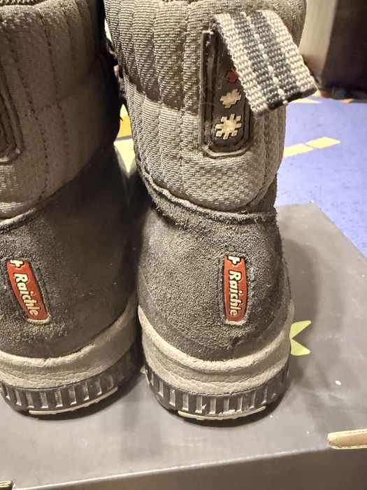 Продам подростковую обувь