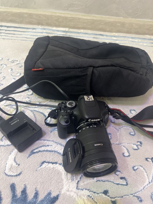 Фотоаппарат Canon 600D