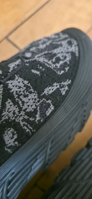 Hoka marimea 44 ,stare foarte buna