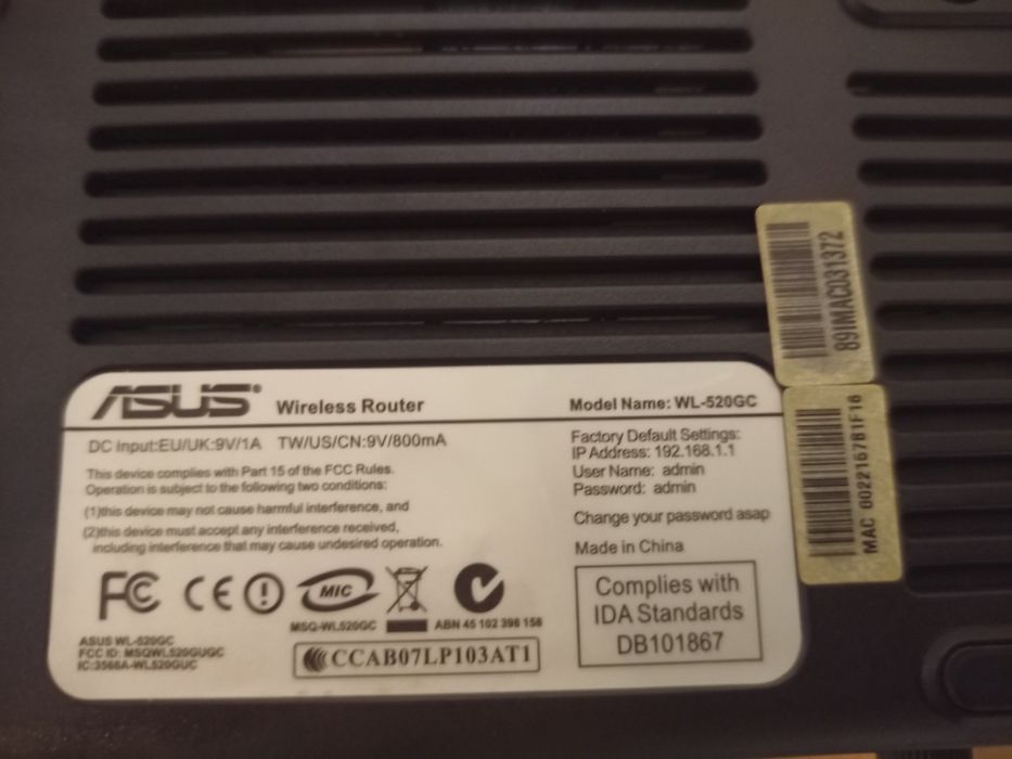 Router wireless ASUS WL-520GC