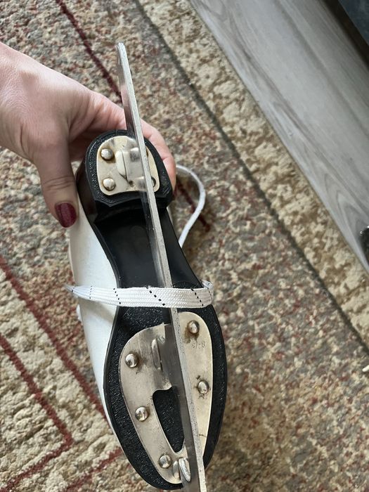 Продам коньки 34 размера