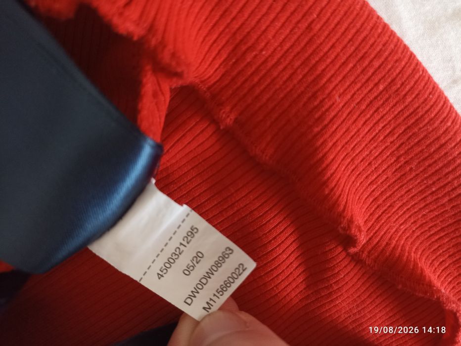 Bluză Tommy Jeans până în talie, mărime S/M