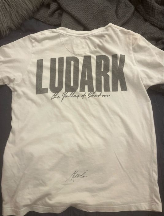 Луда тениска S размер