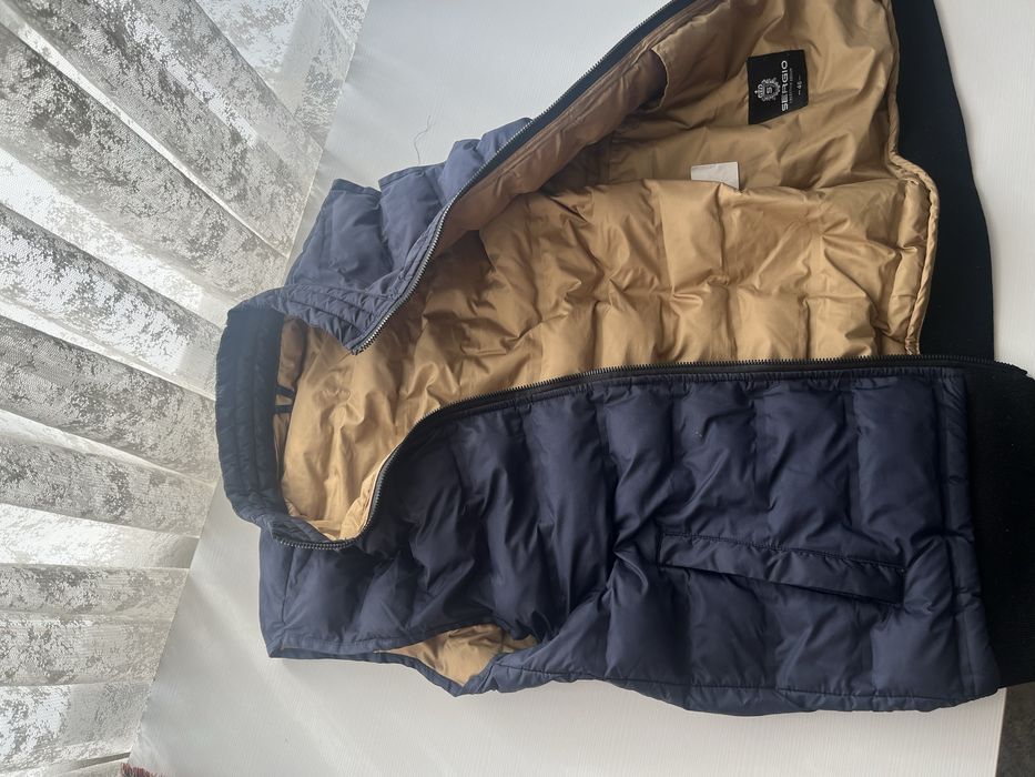 Продам жилетку мужская