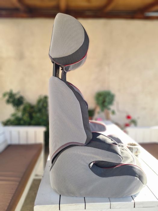 Детско столче за кола