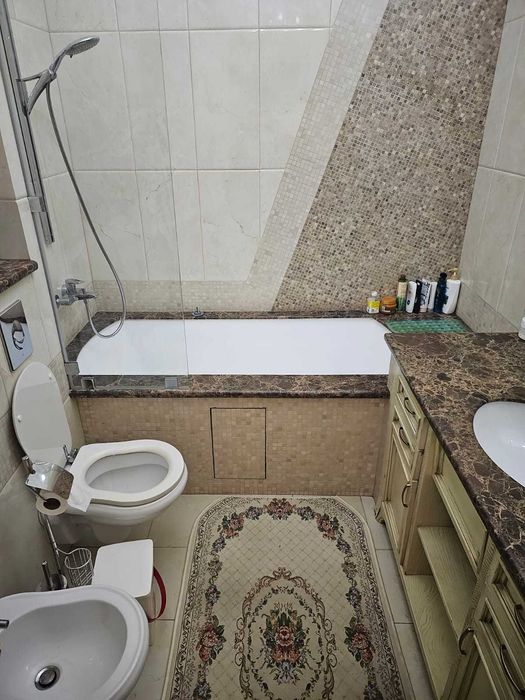 Продам 6-ти ком. ЖК "Арман Вилла"