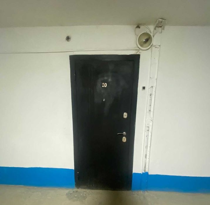 Продам  трех комнатную квартиру