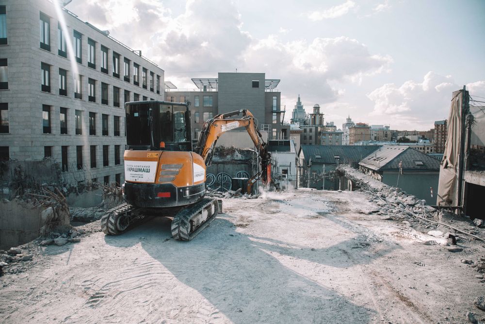 Гидрорыхлитель Impulse R100 Evolution на мини-погрузчик JCB SSL 175