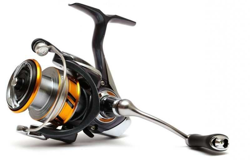 Макара за спининг с 10 лагера Daiwa Regal 2500 и 3000
