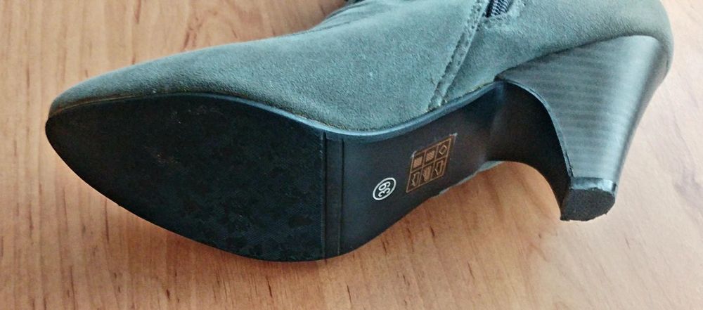 Апрески със забележка/номер44/ иНови сандали NEW LOOK и стилни обувки