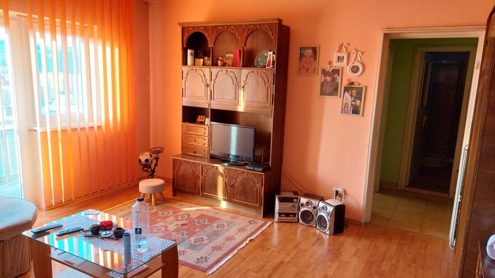 Apartament de vânzare cu 2 camere