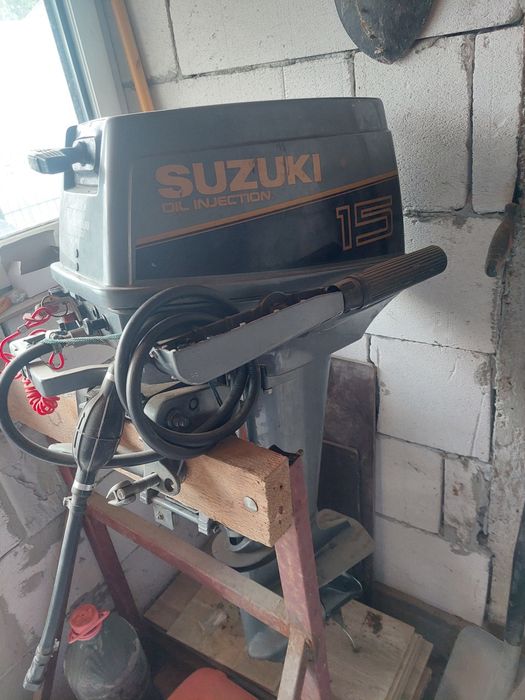 Vand motor 15 Cp Suzuki