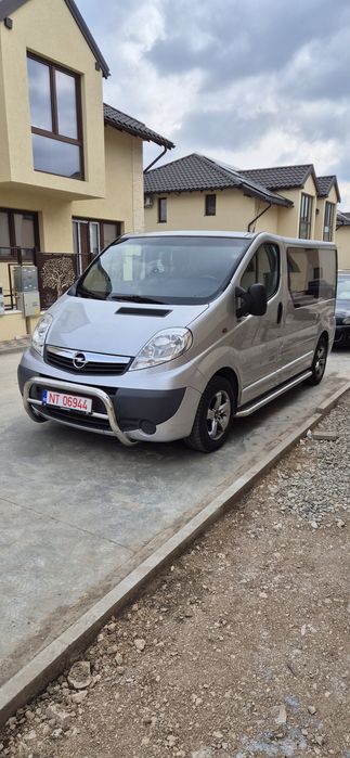 Opel vivaro 2.0D