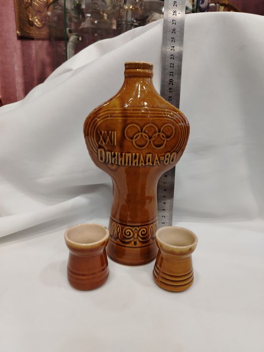 Винтажные штофы для напитков