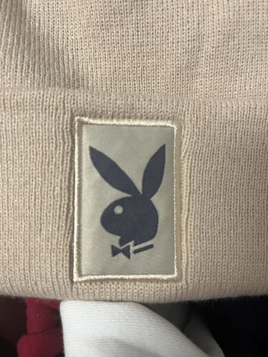 Playboy beanie (căciulă)