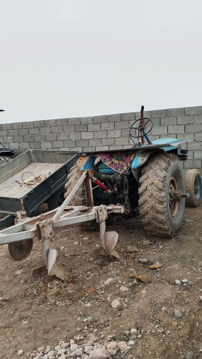 28 Traktor holati yaxshi