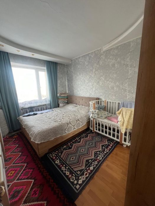 3 комн квартира в спальном районе