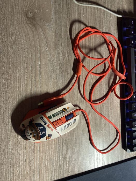 продам мышку bloody
