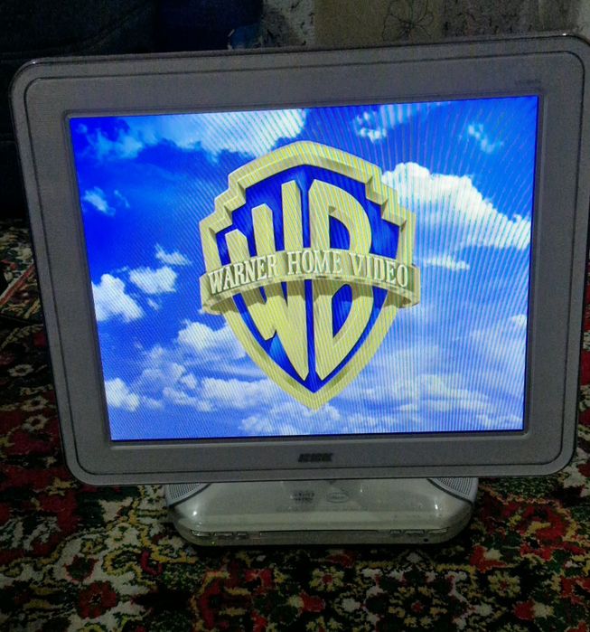 Унверсал манитор дивиди телвизор 3 вадном  BBK