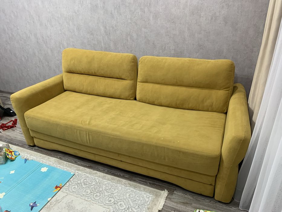Продам Диван в хорошем состояний