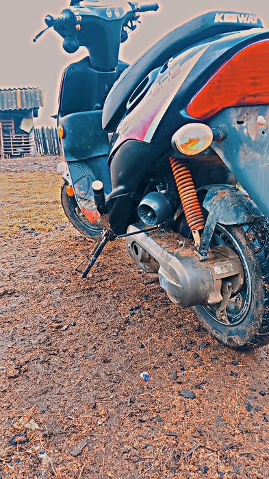 scuter huricane keeway deocamdata defect  schimb cu cross 125
