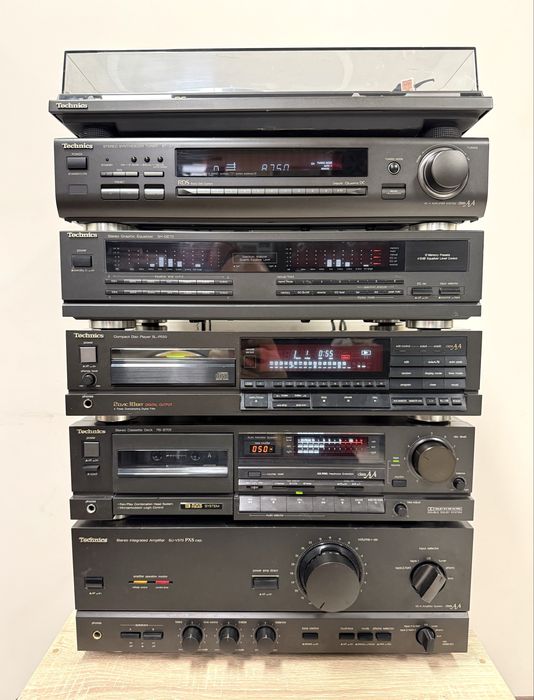 Система TECHNICS - усилвател, сд, дек, тунер, еквалайзер, грамофон