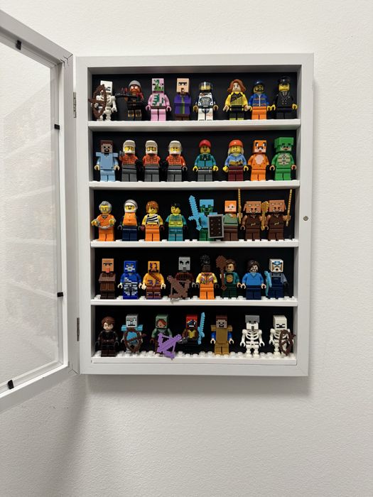 Casuță pentru omuleții lego