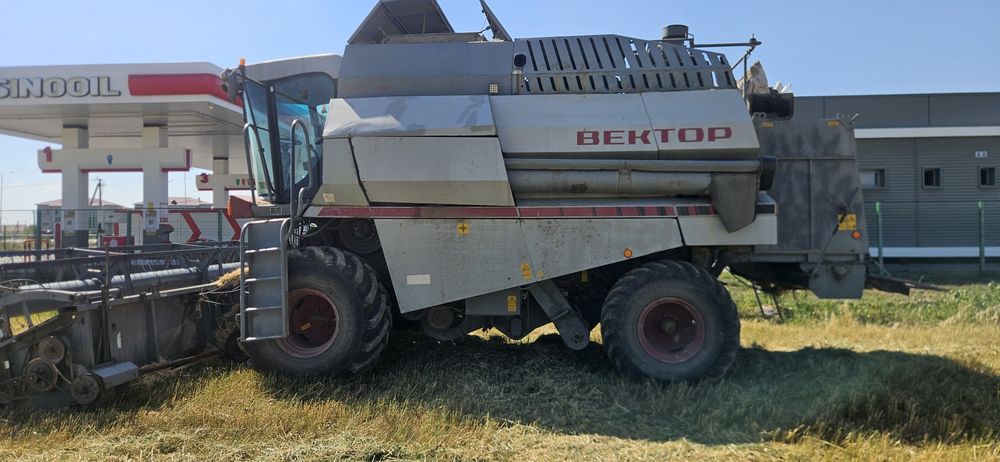 продам комбаин вектор