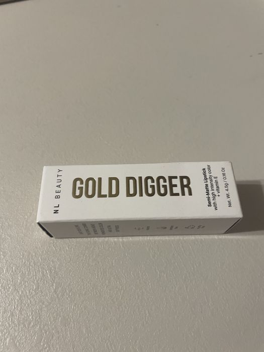 Червило NL beaty Gold digger