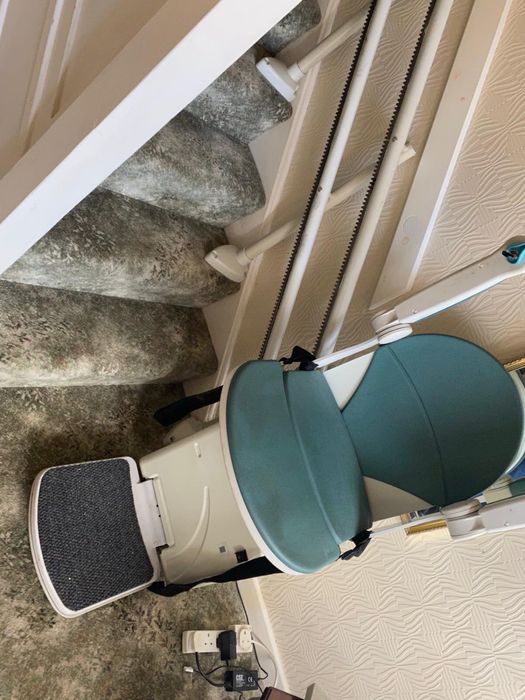 Scaun lift montaj pe partea dreapta