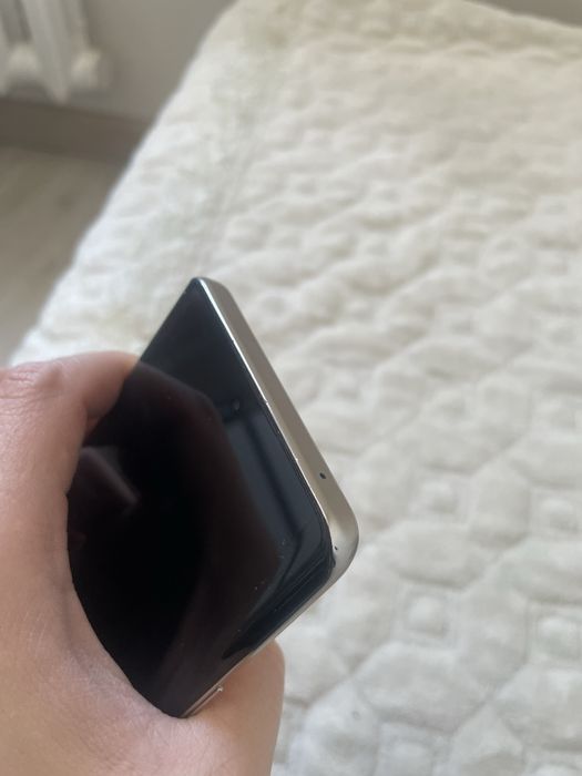 Продам телефон Honor X9b