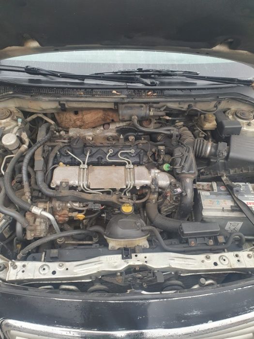 Toyota AVENSIS AN 2005 cod motor 1CD-FTV Dezmembrez/Dezmembram