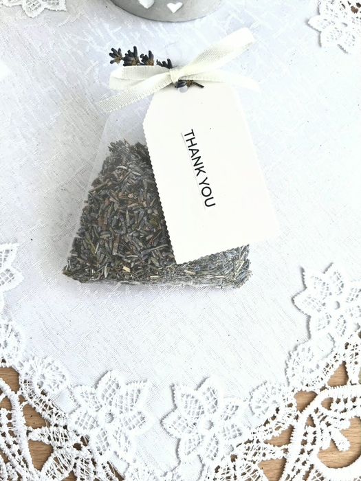 Mărturii elegante cu lavandă – create cu drag pentru momente speciale