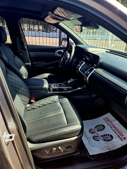 Продаётся кия соренто 2.5  7местый