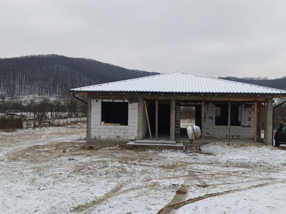 Casa de vanzare Babana