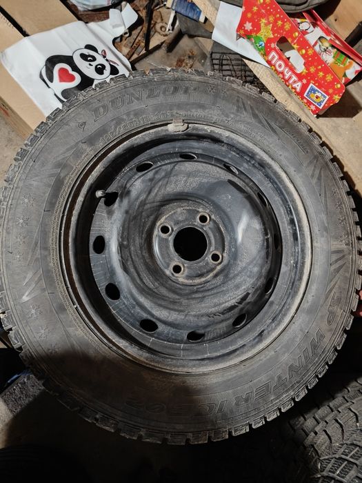 Продам диски с зимней резиной