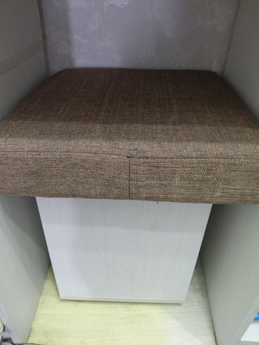 Продам шкаф в прихожую