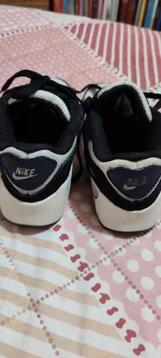 Vând adidași Nike mărimea 27