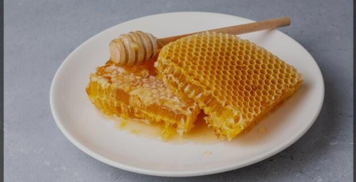 Мед оригинал в сотах