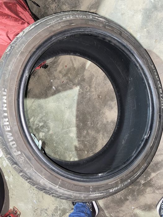 225/45/18 anvelopa Iarna