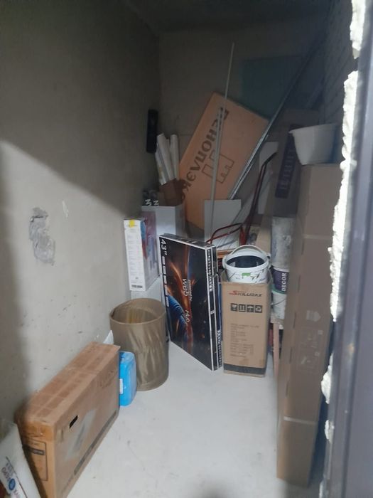 Продам кладовку в жк абырой