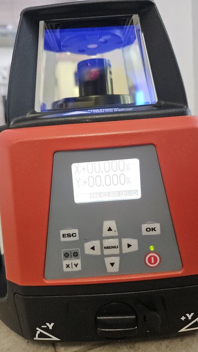 Laser rotativ profesional panta dubla digitală Hilti PRE38,complet