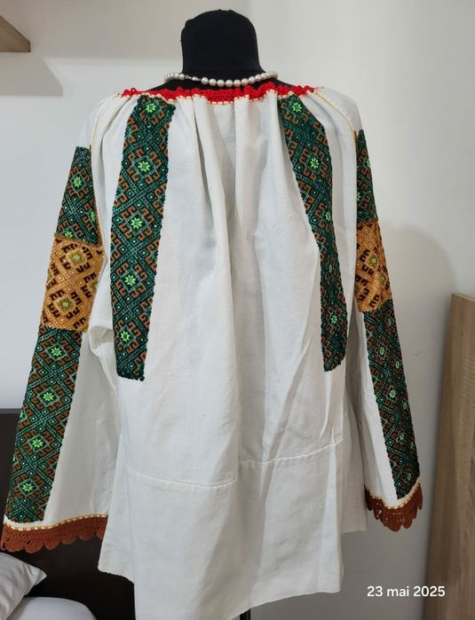 Ie veche autentica traditionala