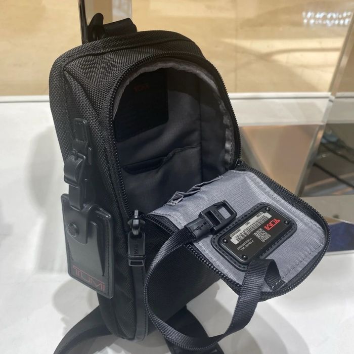 Барсетка Tumi Alpha