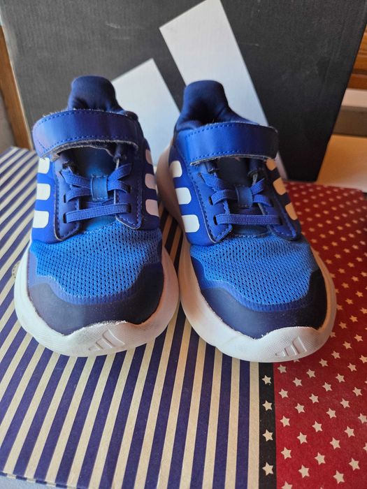 Детски маратонки Adidas и Puma + подарък