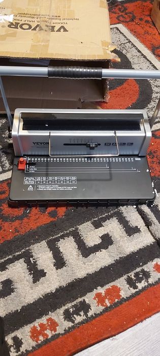 Mașină de legare în spirală VEVOR, aparat manual de legare cu 34 de gă