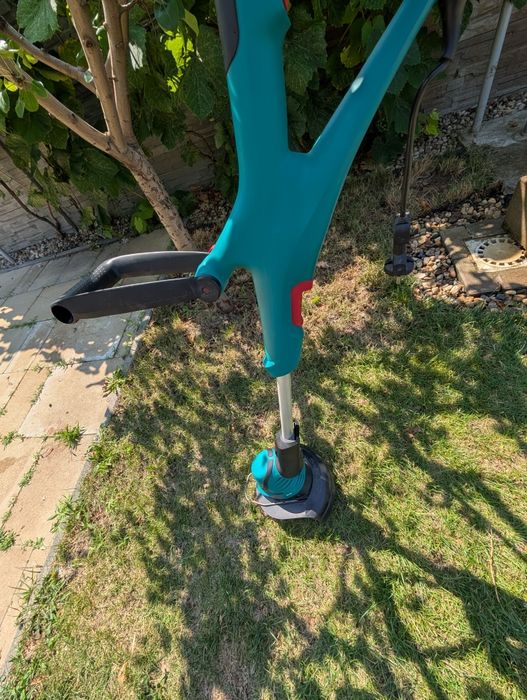 Trimmer electric Bosch