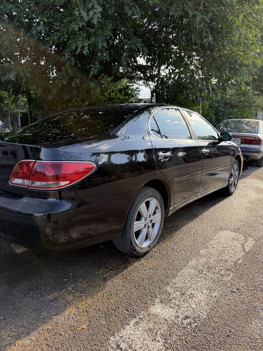 Продам Lexus ES 330