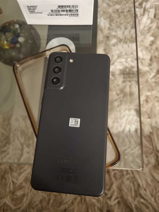 Vând Samsung S21 Fe
