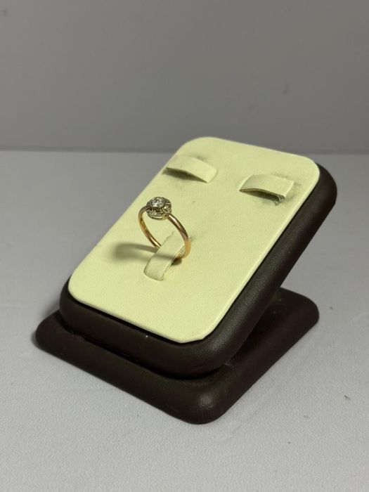 Кольцо с камнем / КА 94017